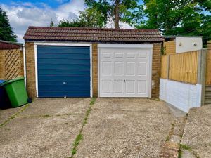 GARAGE (BLUE DOOR)- click for photo gallery